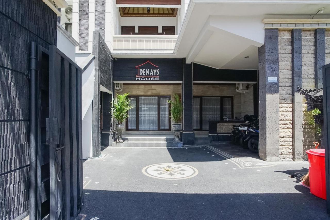 Denays Guesthouse Jimbaran Exterior photo